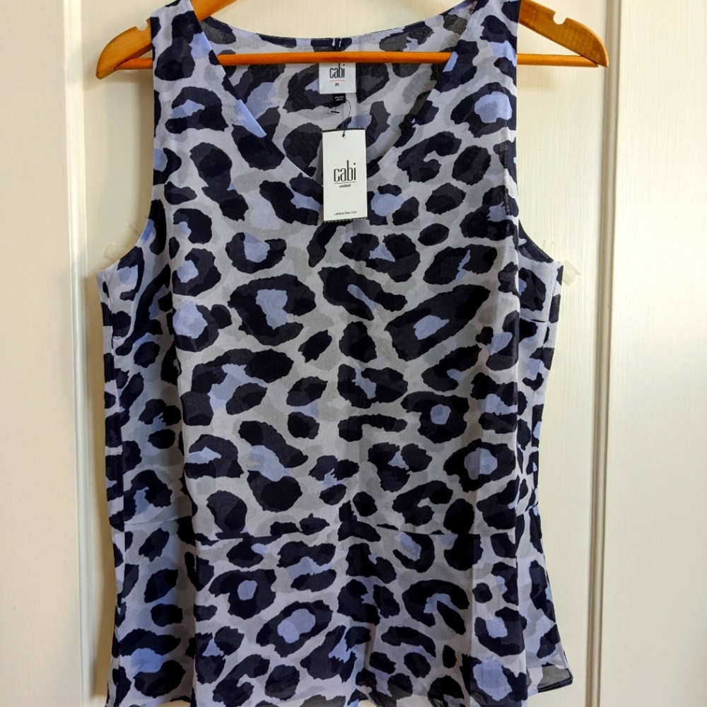 Cabi blouse NWT Medium